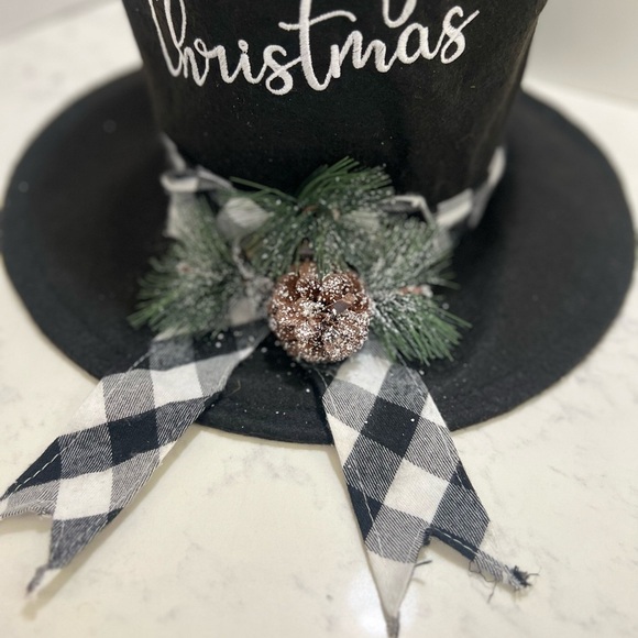 DECORATIVE HAT FOR CHRISTMAS TREE Elegant Black Decorative Hat - Picture 2 of 10